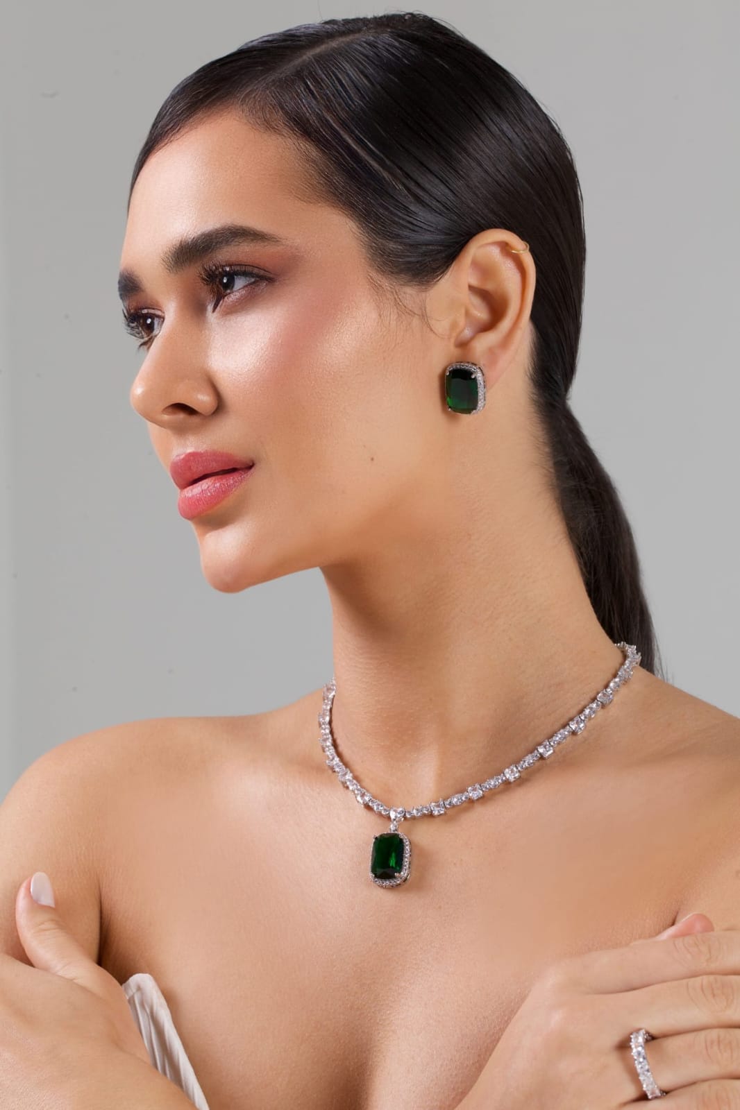 COLLIER ESMERALDA AVEC PENDENTIF & BOUCLES D'OREILLES ARGENT RHODIE