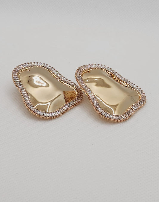 BOUCLE D'OREILLE REINE MAGNIFIQUE PLAQUÉ OR 18K