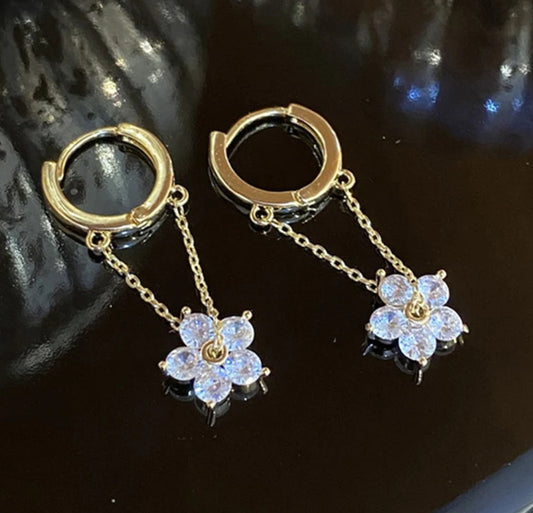BOUCLE D'OREILLE MÉGANE ACIER INOXYDABLE